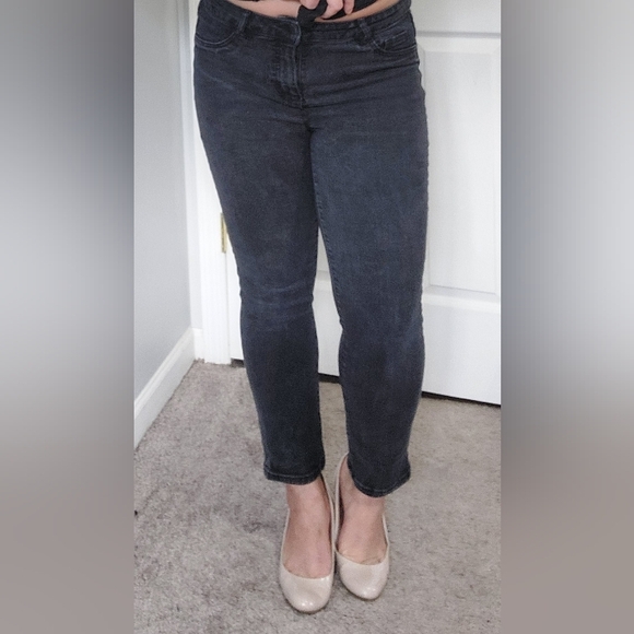 Women's Black Jeans - Picture 3 of 8